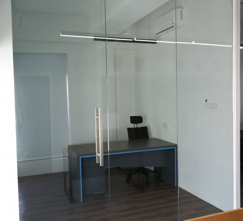 Tempered Glass Office
